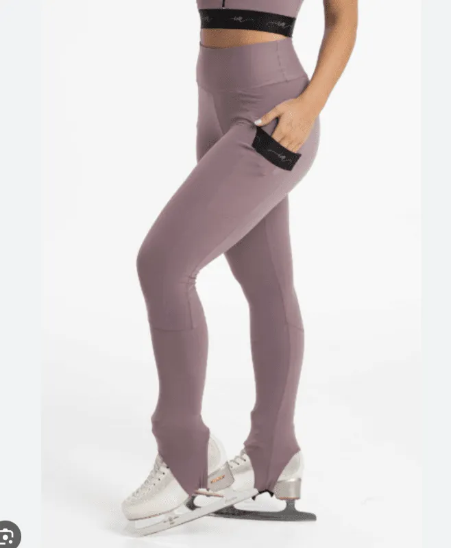 5332 Astrid Stirrup leggings