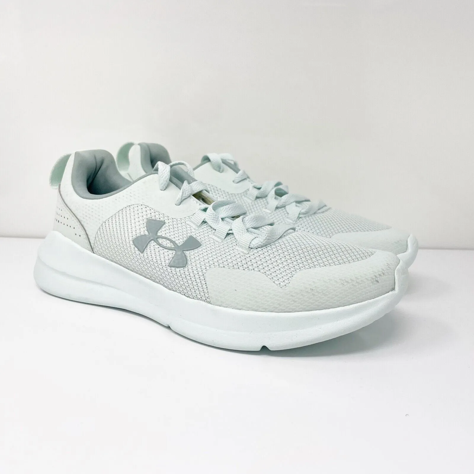 Under Armour Womens Essential 3022955-303 Green Running Shoes Sneakers Size 8.5